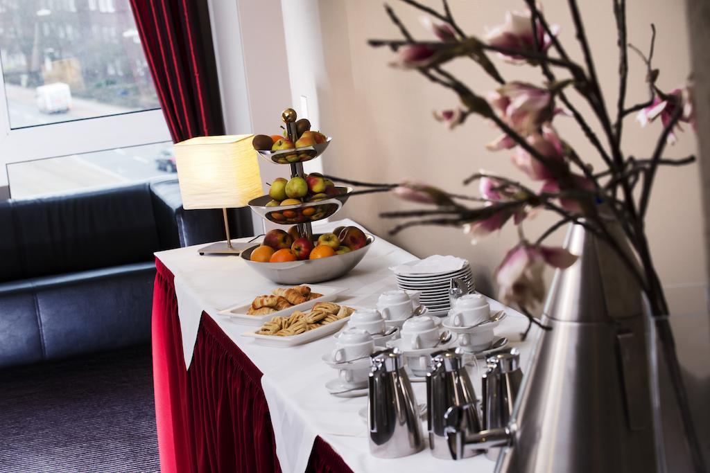 Готель Tryp By Wyndham Bremen Airport Ресторан фото